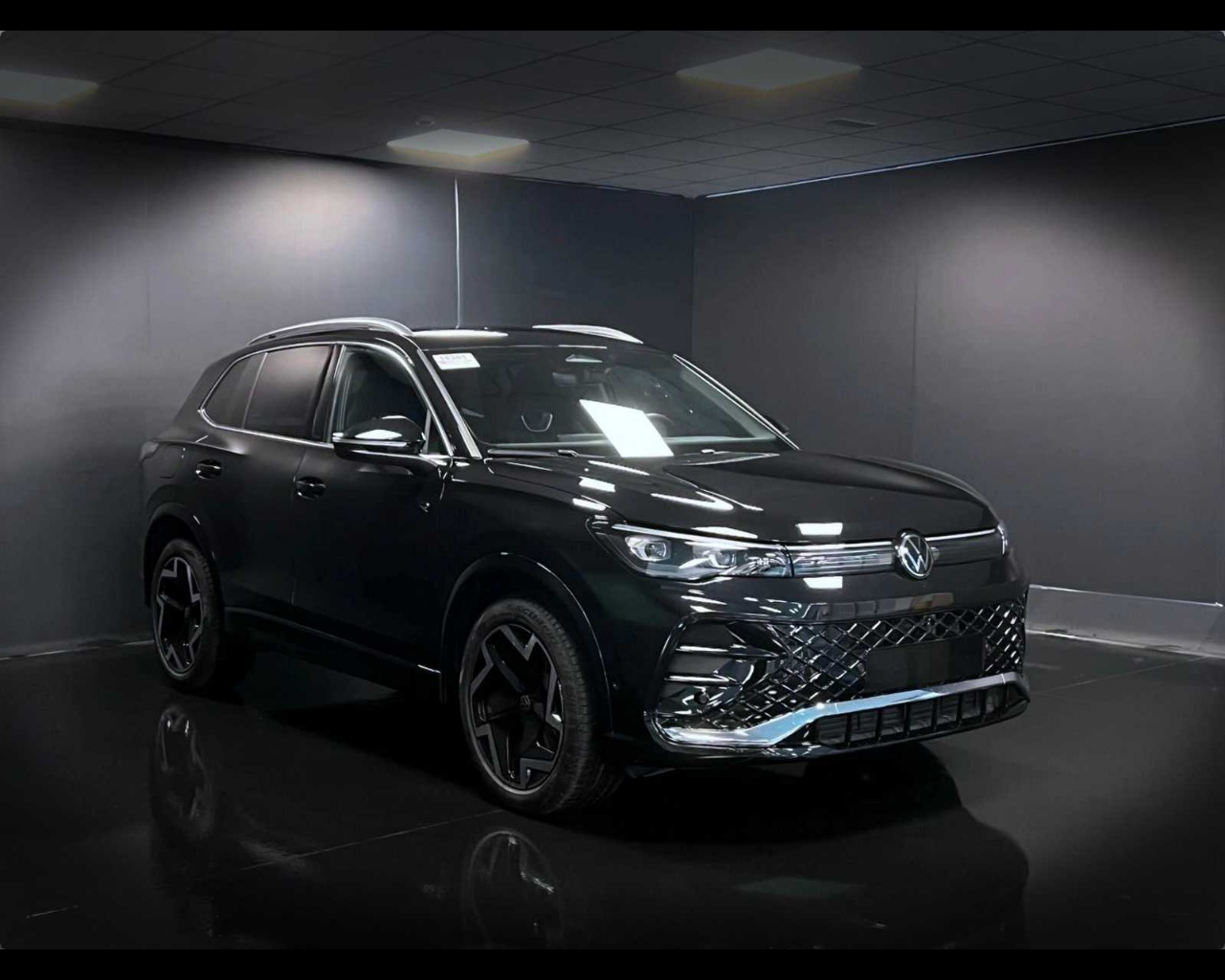 Foto VOLKSWAGEN Tiguan 3ª serie