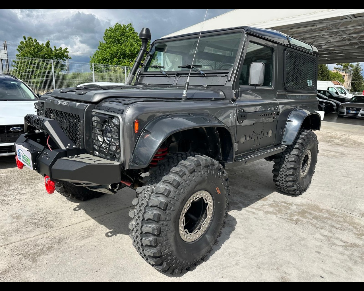 Foto LAND ROVER Defender